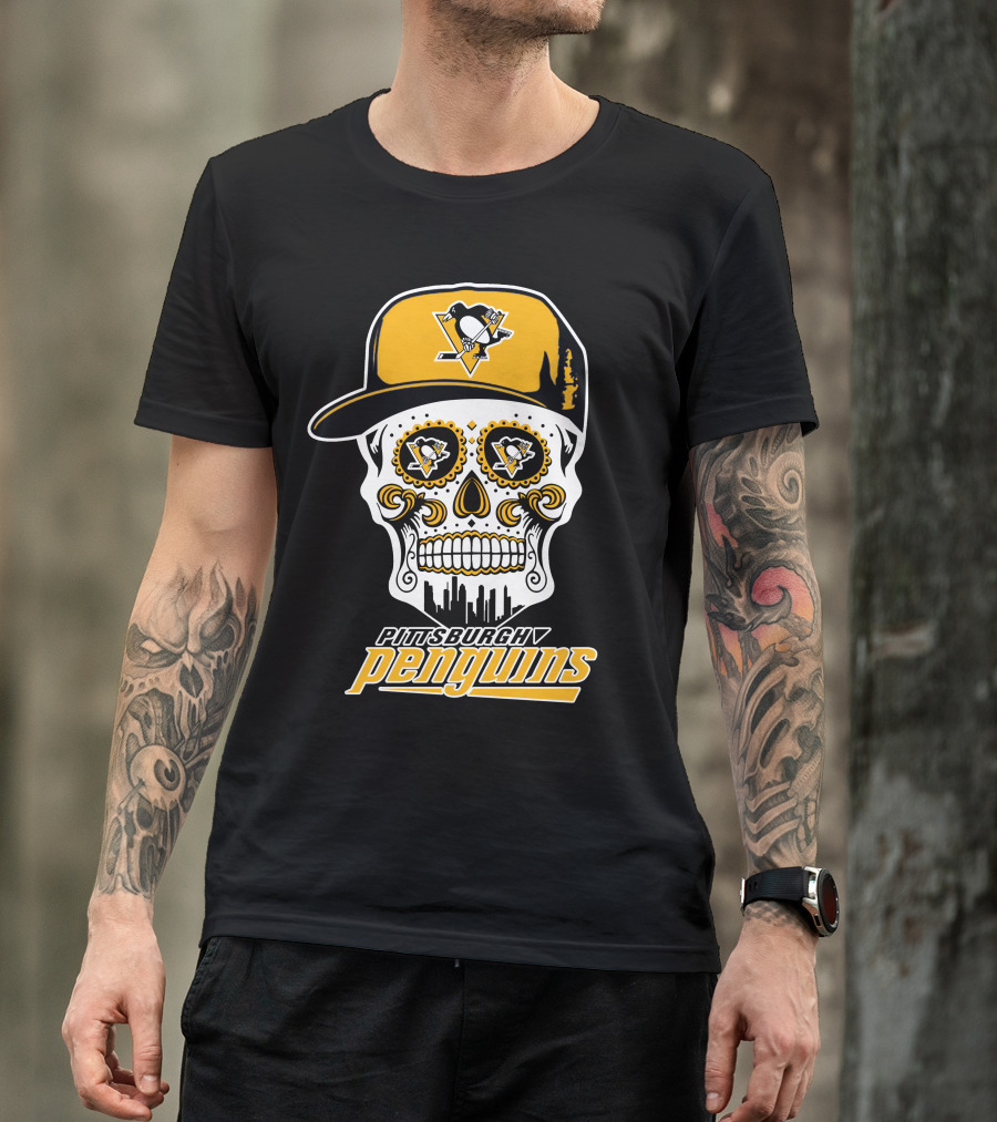 Pittsburgh Penguins Sugar Skull Cap Skyline Elements T-Shirt