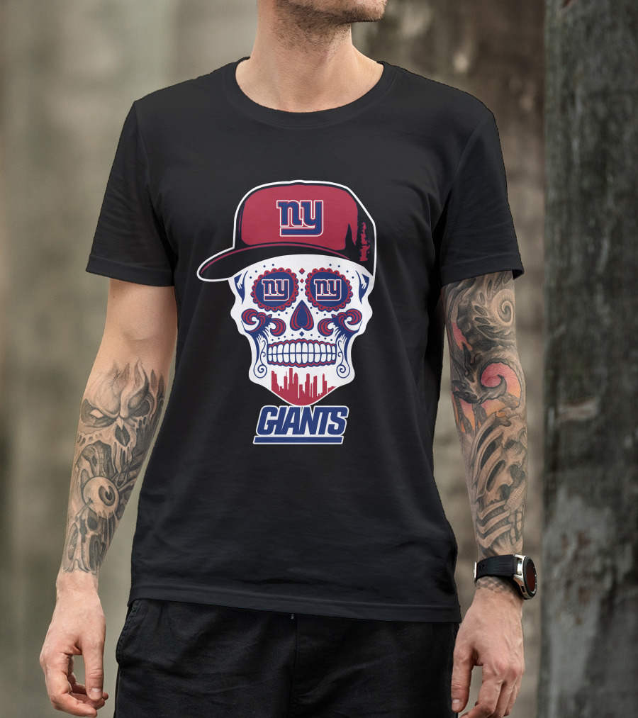 New York Giants Skull Cap City Silhouette Funny T-Shirt