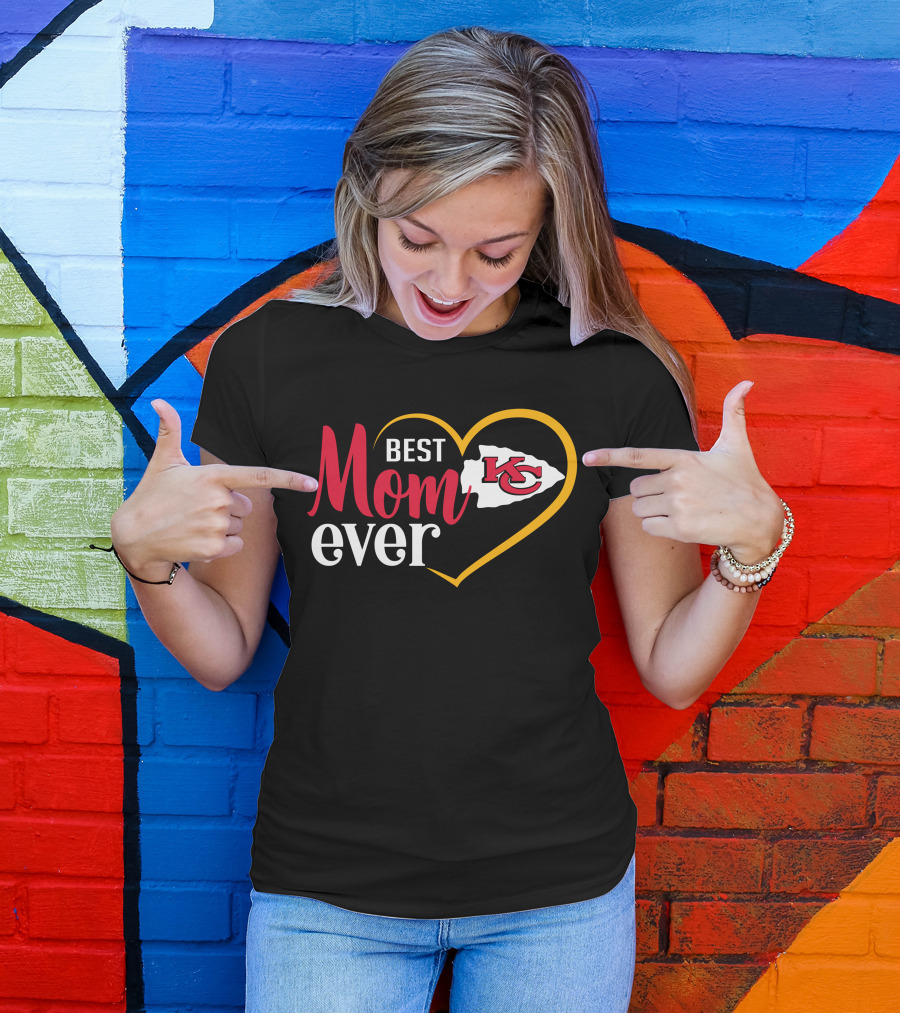 Best Mom Ever Kansas City Chiefs Heart T-Shirt
