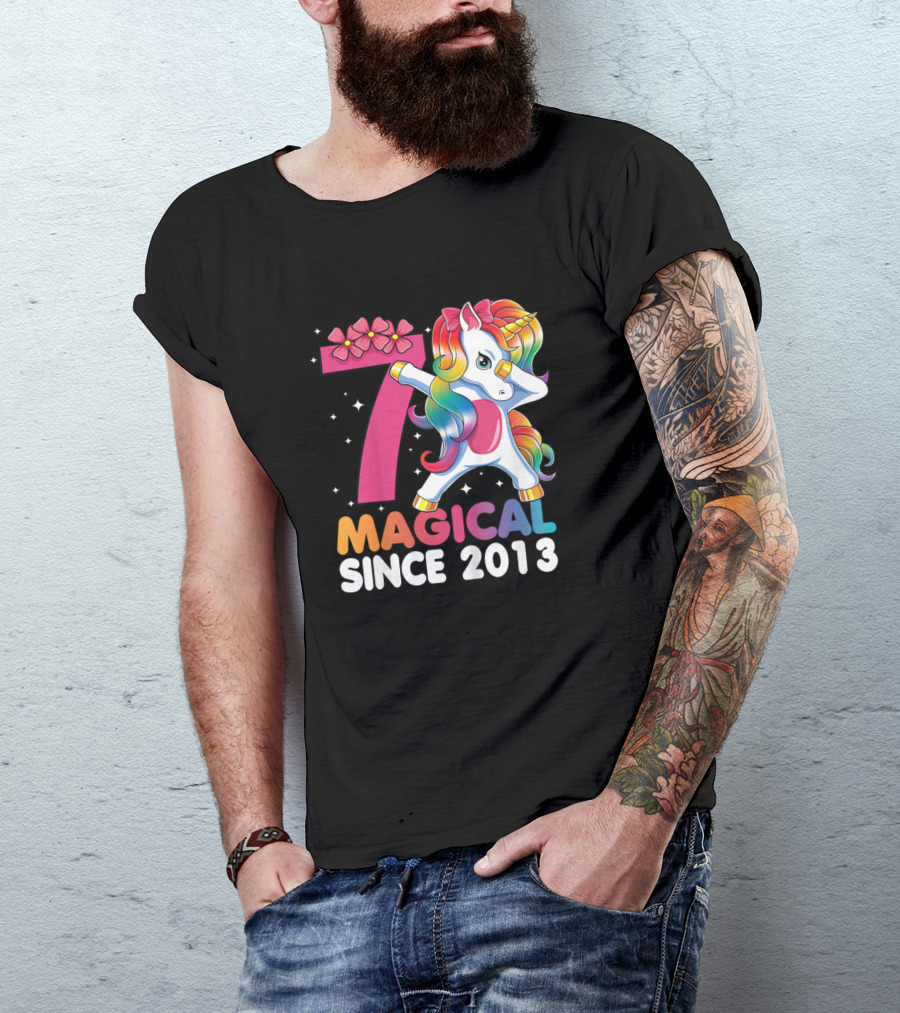 7 Year Old Magical Dabbing Unicorn Since 2013 T-Shirt
