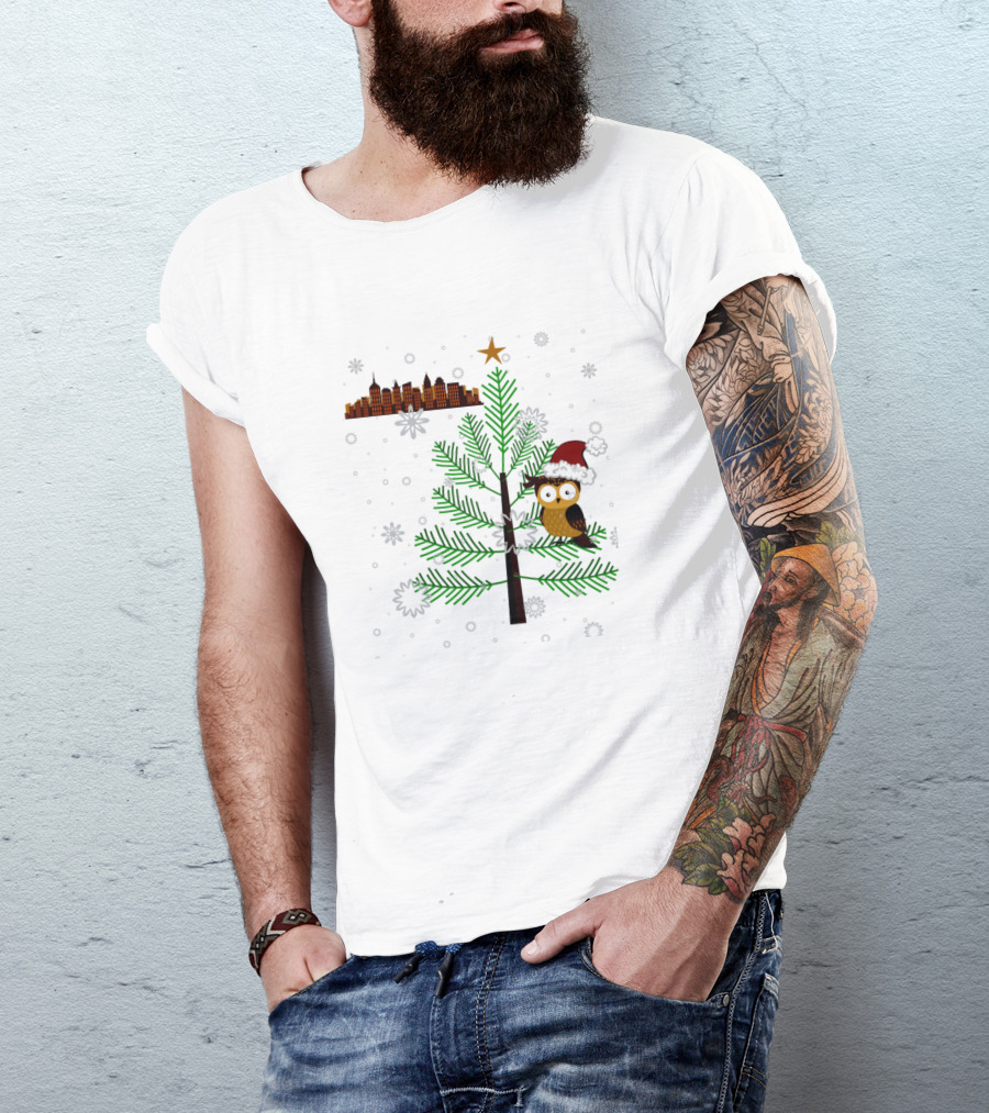 Owl In The City Rockefeller The Owl New York Christmas Tree Santa Hat T-Shirt