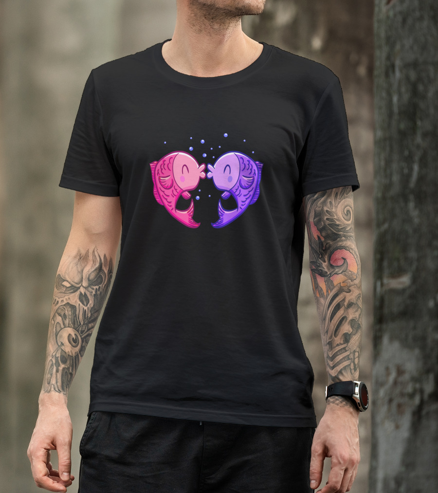 Cute Heart Kissing Fish Aquarium Aquarist Love T-Shirt