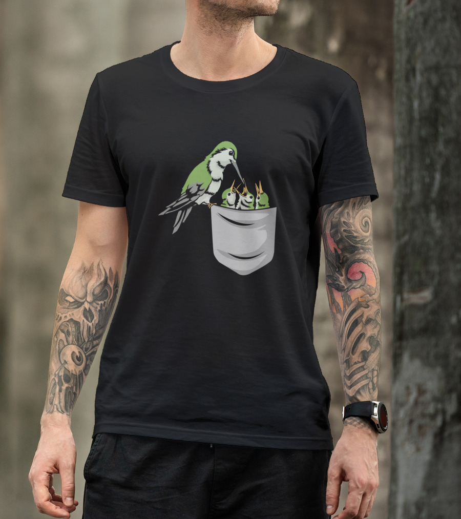 Hummingbird Feeding Egg Chick Bird Hum Pocket Scene T-Shirt