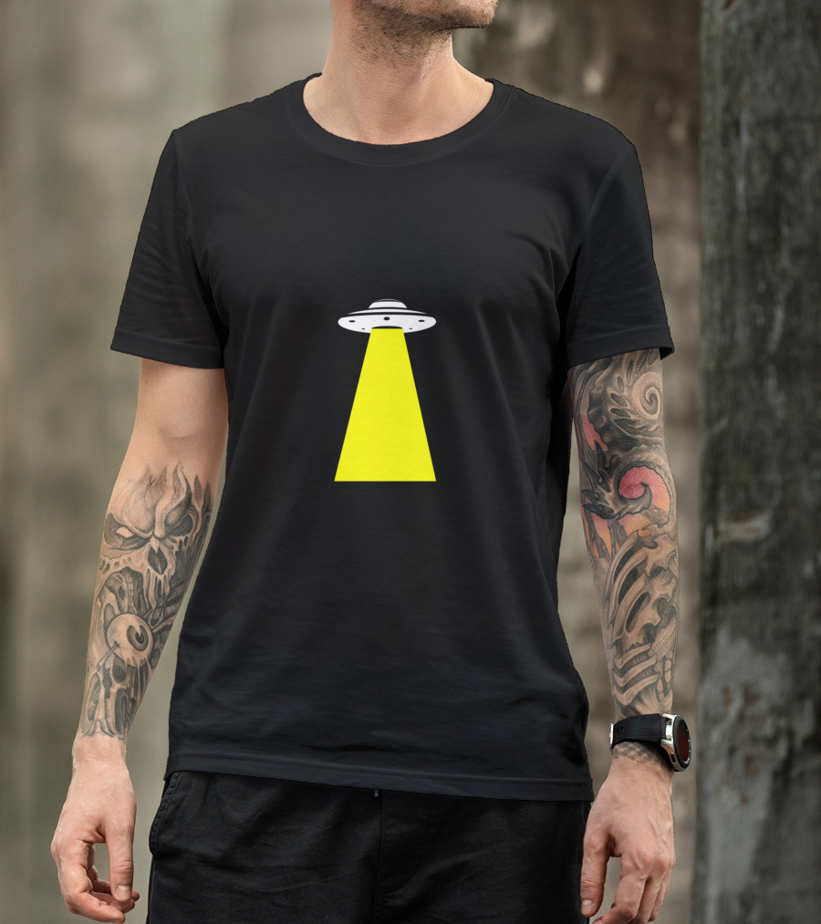 UFO Aliens In Action With Beam Of Light T-Shirt