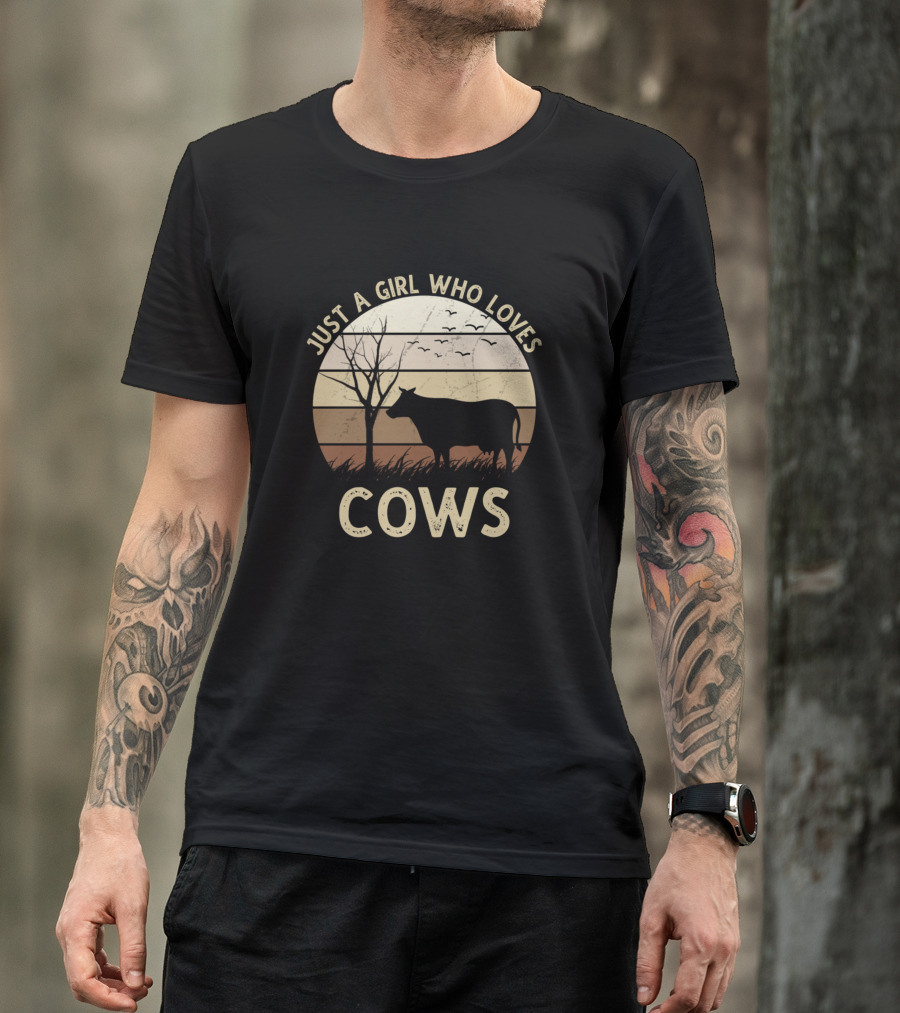 Just A Girl Who Loves Cows Silhouette With Sunset And Tree T-Shirt