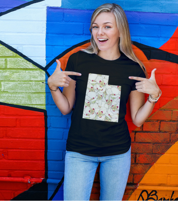 Utah State Outline With White Flower T-Shirt