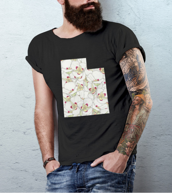 Utah State Outline With White Flower T-Shirt
