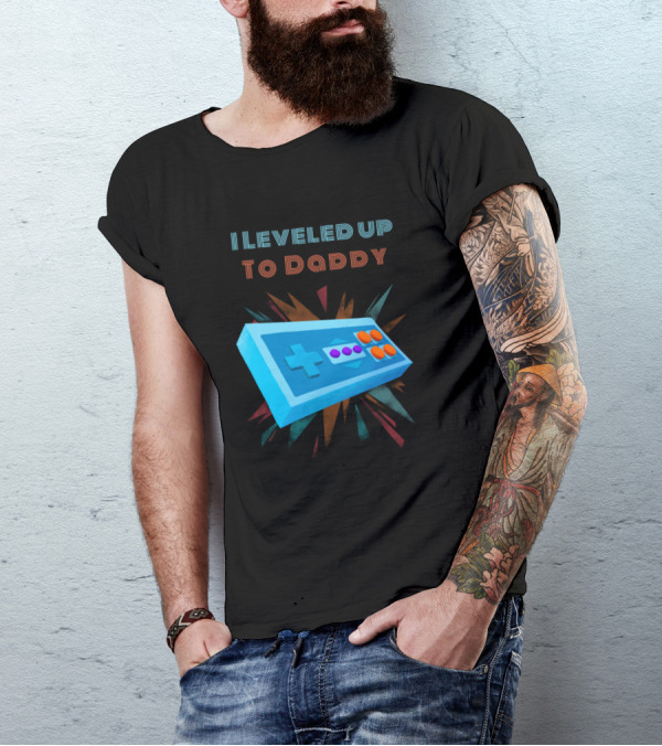 I Leveled Up To Daddy Retro Game Controller T-Shirt