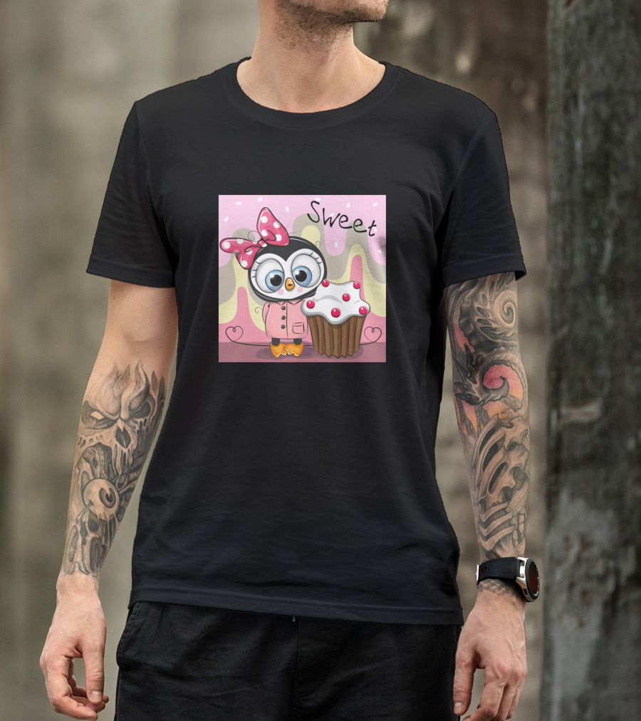 Sweet Penguin Cupcake With Polka Dot Bow T-Shirt