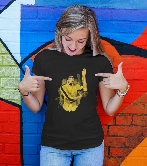 Bruce Lee Yellow Jumpsuit Nunchaku Action T-Shirt