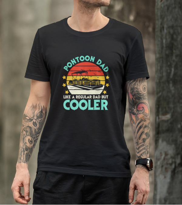 Pontoon Dad Like A Regular Dad But Cooler Retro Sunset Boat Scene T-Shirt
