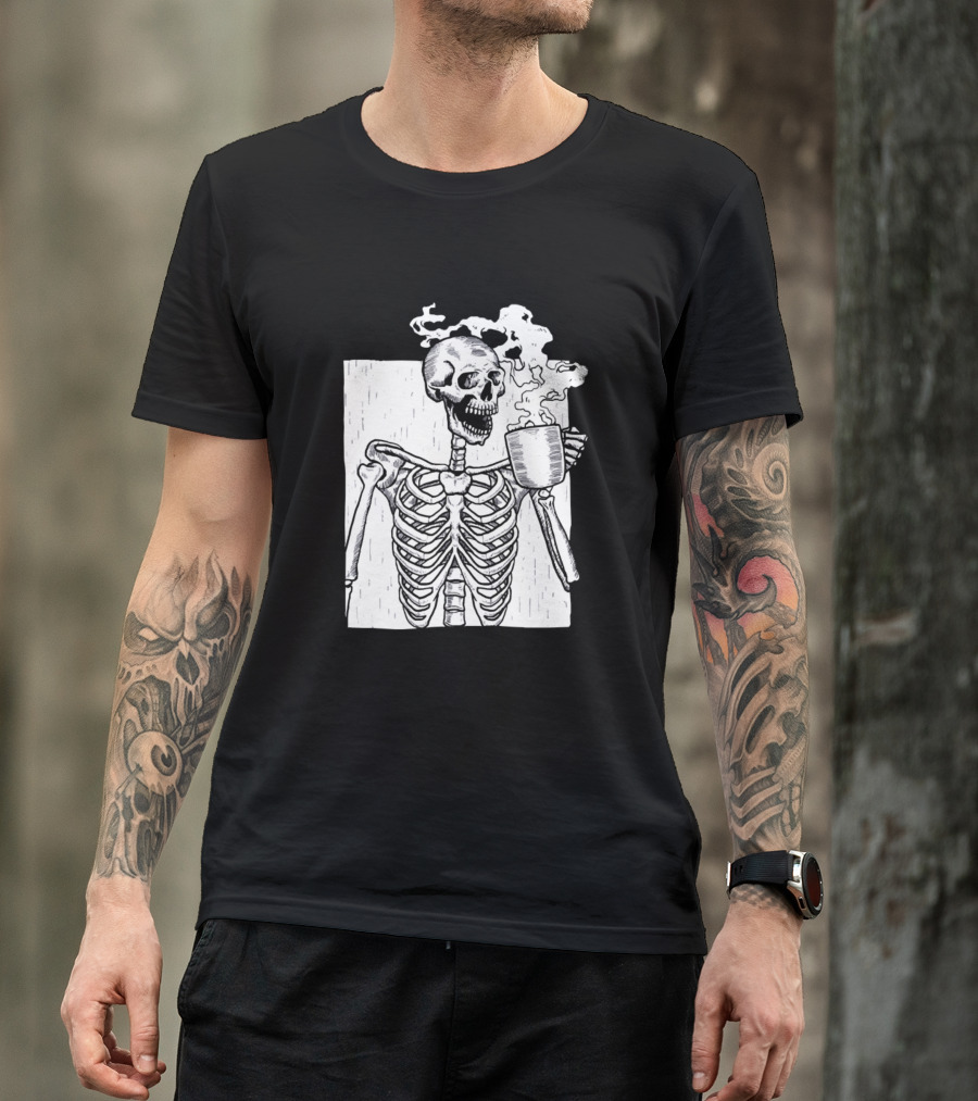 Halloween Coffee Loving Skeleton With Smoking Skull Mug T-Shirt