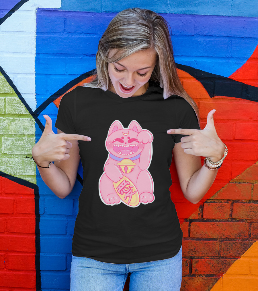 Love Maneki Neko Pink Lucky Cat Japan Charm T-Shirt