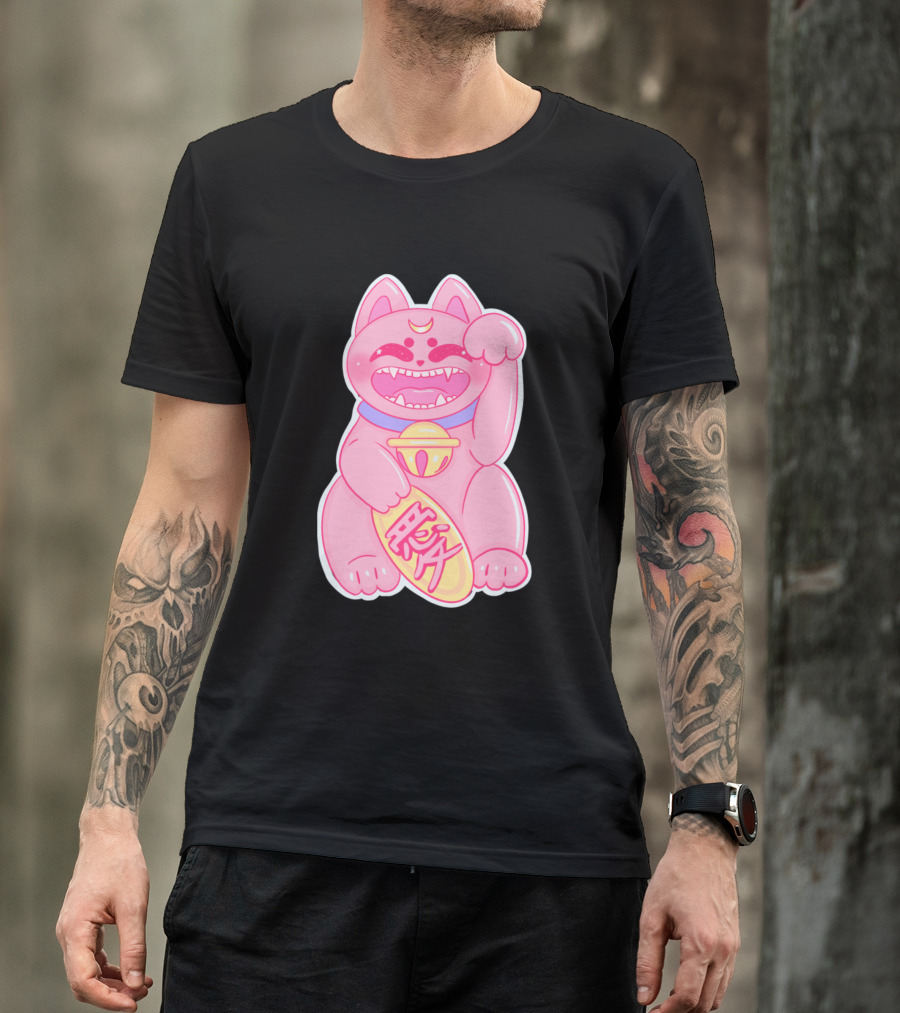 Love Maneki Neko Pink Lucky Cat Japan Charm T-Shirt