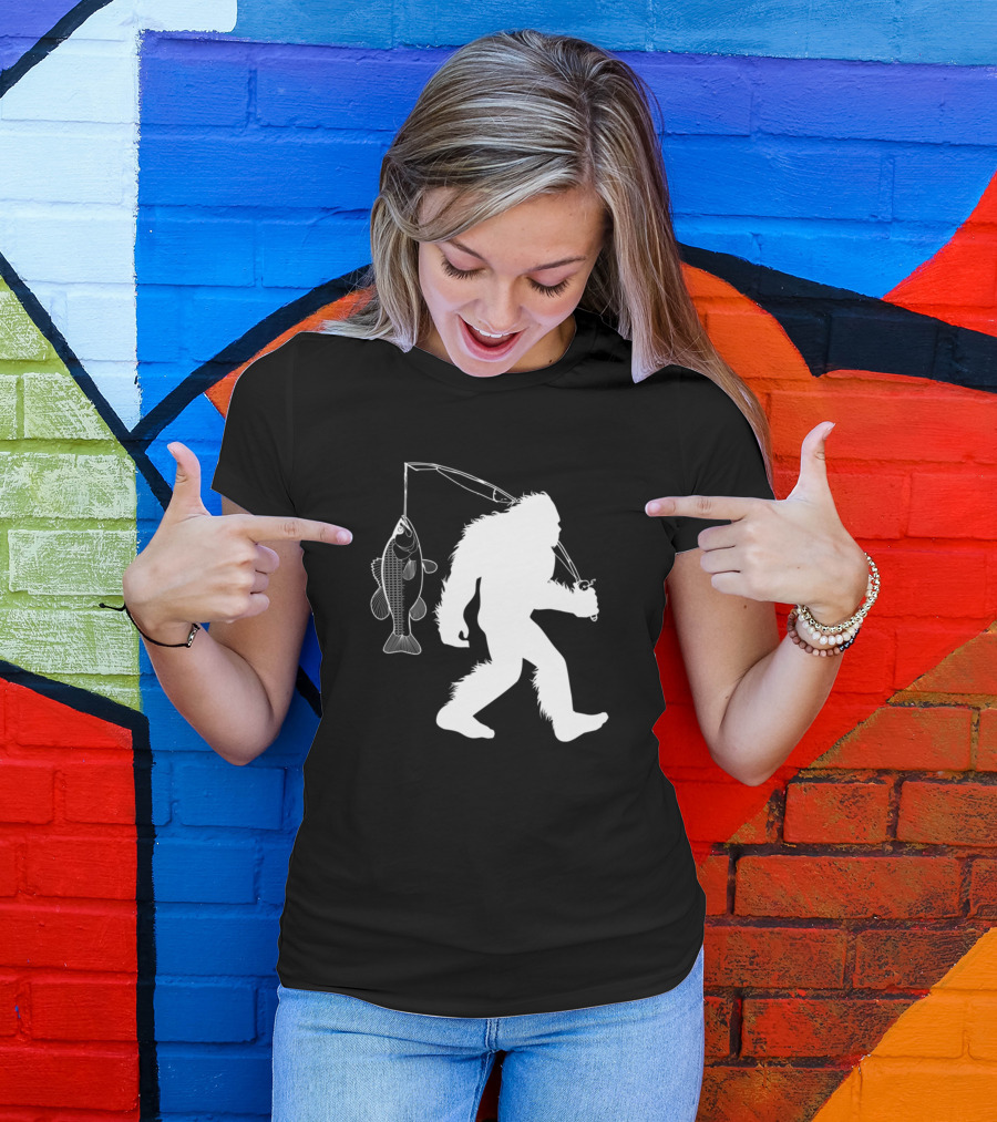 Bigfoot Sasquatch Bass Fishing Reel Catching Adventure T-Shirt