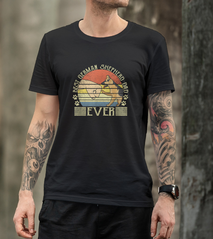 Best German Shepherd Dad Ever Retro Fist Bump T-Shirt