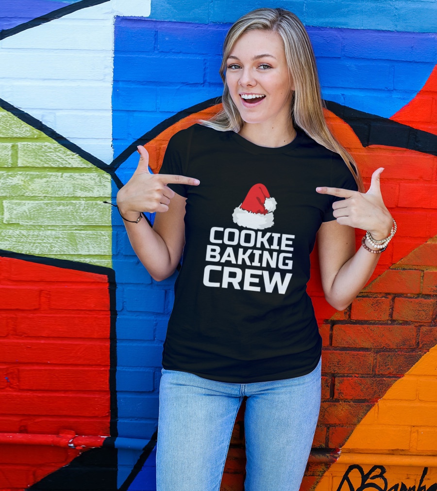 Cookie Baking Crew Funny Christmas Gingerbread Santa Hat T-Shirt