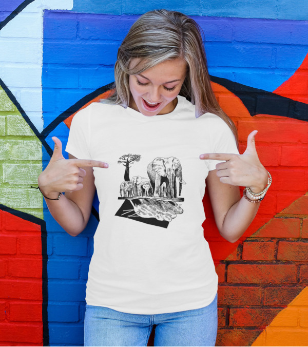 Elefants Elephant Family With Baobab Tree And Reflection T-Shirt