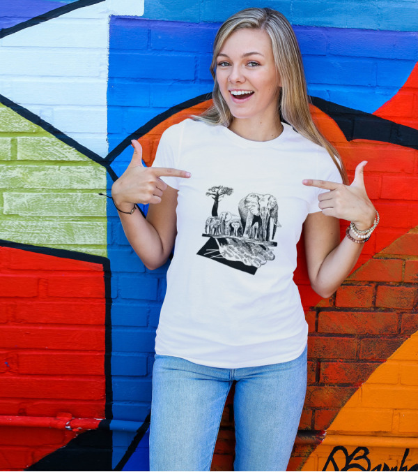 Elefants Elephant Family With Baobab Tree And Reflection T-Shirt