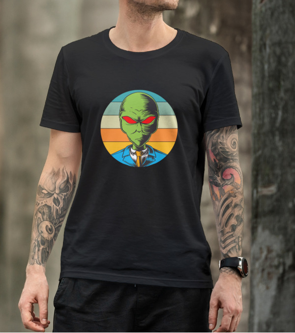 Green Alien In Suit Retro Stripes Red Eyes Women Men Funny Ideas T-Shirt
