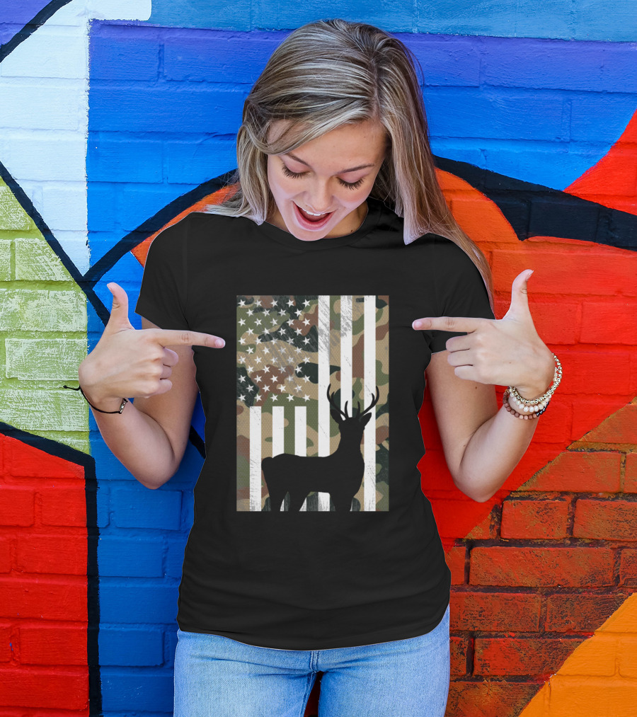 Camo American Flag Deer Hunter Hunting Silhouette Patriotic T-Shirt
