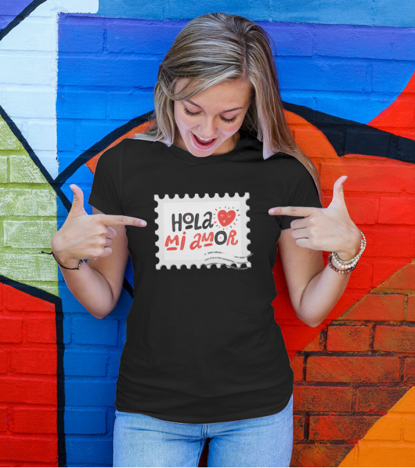 Hola Mi Amor Stamp Heart T-Shirt