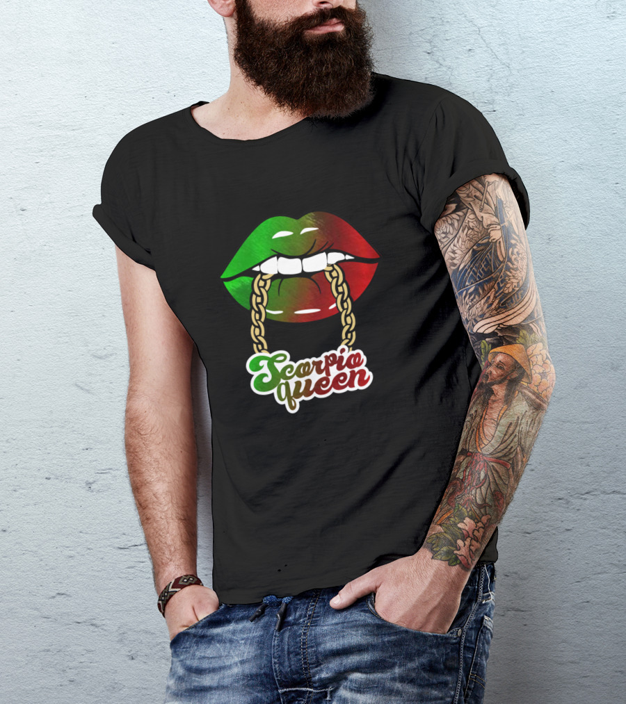 Scorpio Queen Lips Gold Chains African Colors T-Shirt