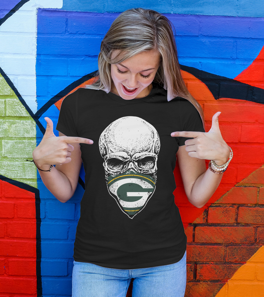 Green Bay Packers Skull Logo Face Mask T-Shirt