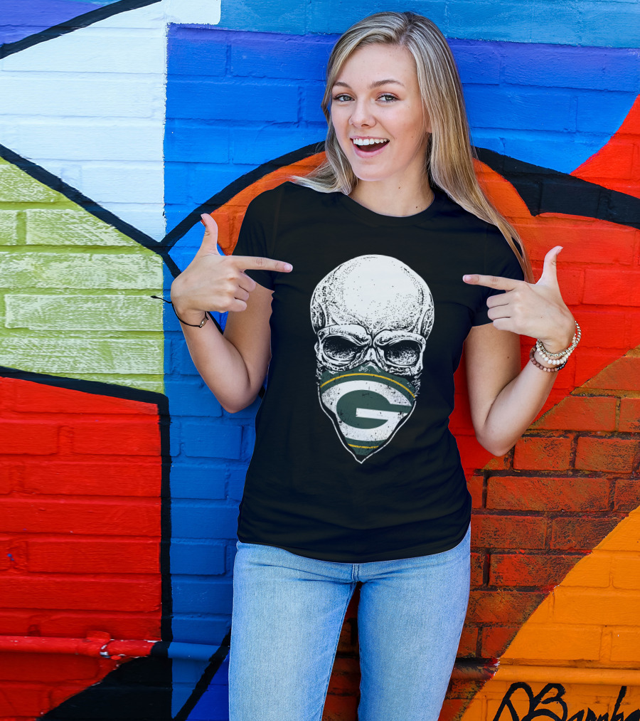 Green Bay Packers Skull Logo Face Mask T-Shirt