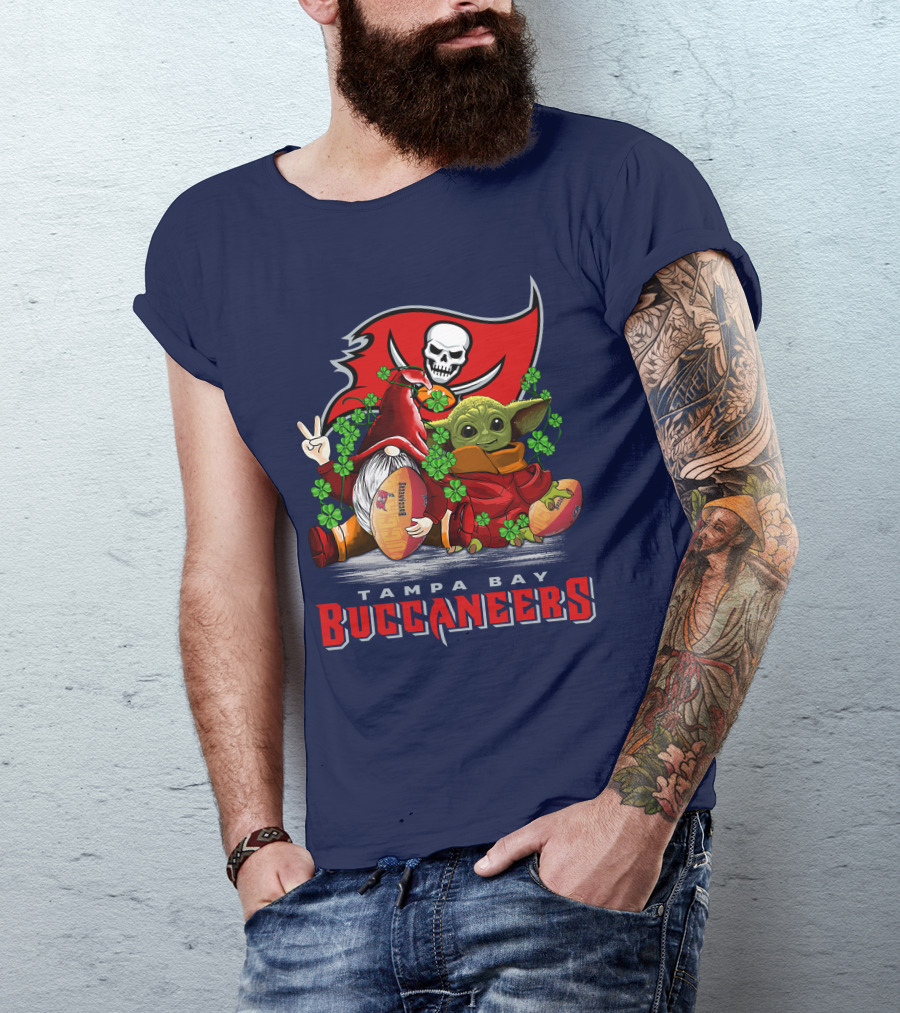 Tampa Bay Buccaneers Gnome And Baby Alien Football Peace T-Shirt