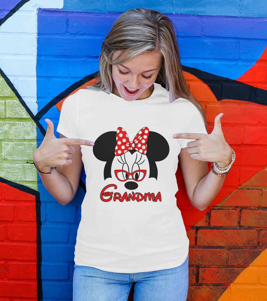 Minnie Grandma Polka Dot Bow Red Glasses T-Shirt