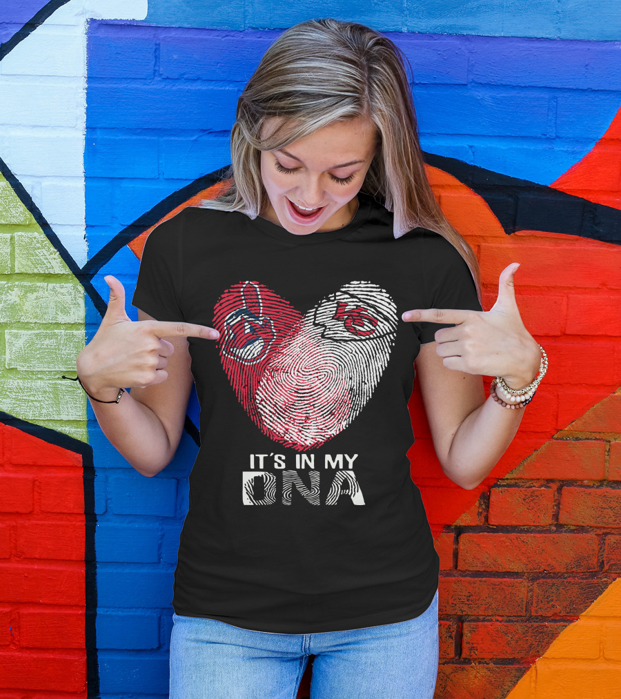 It's In My DNA Cleveland Indians Chiefs Fingerprint Heart T-Shirt