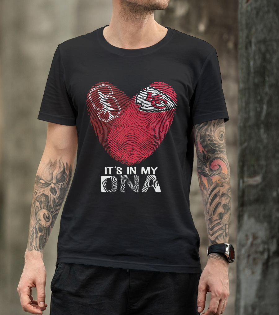 Stanford Cardinal And Chiefs It's In My Dna Fingerprint Heart T-Shirt