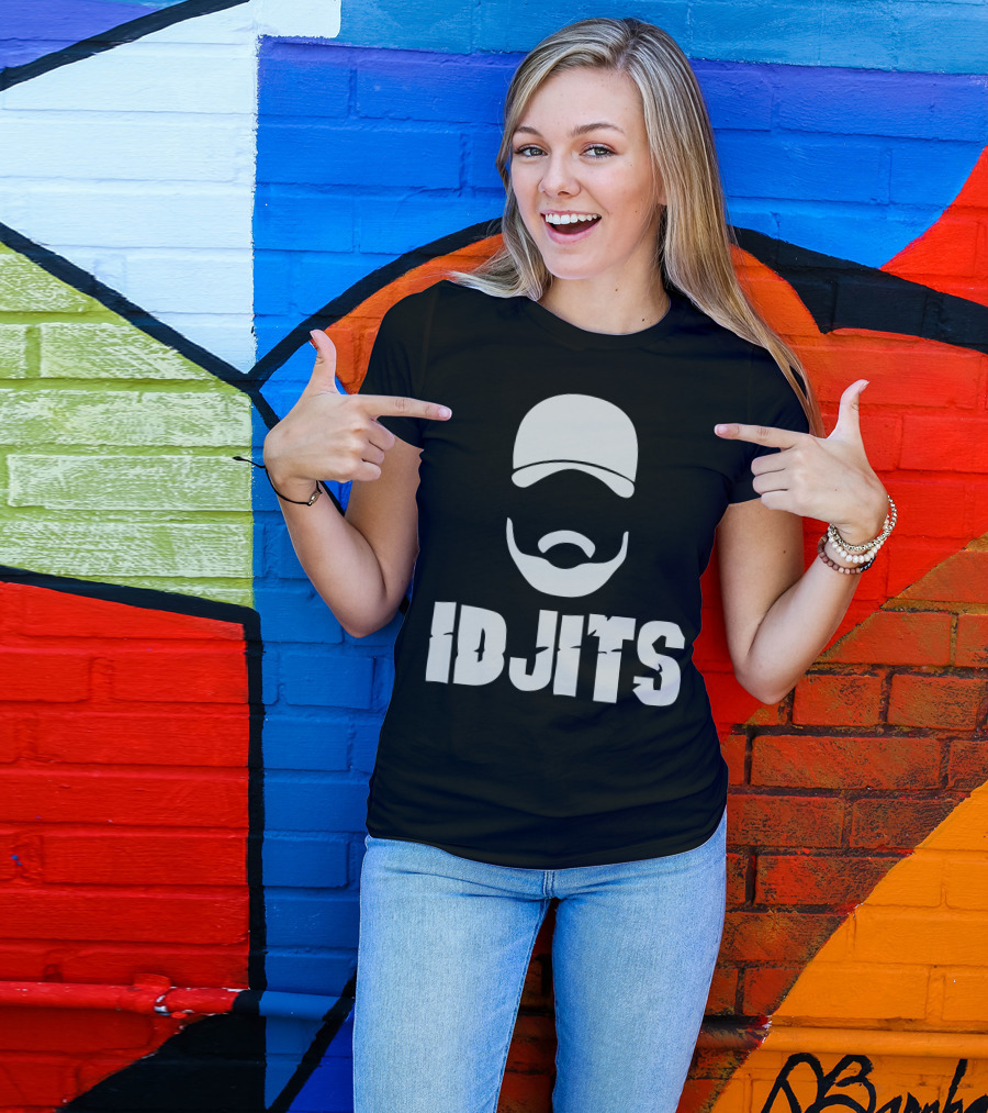 Idjits Trucker Hat Beard T-Shirt