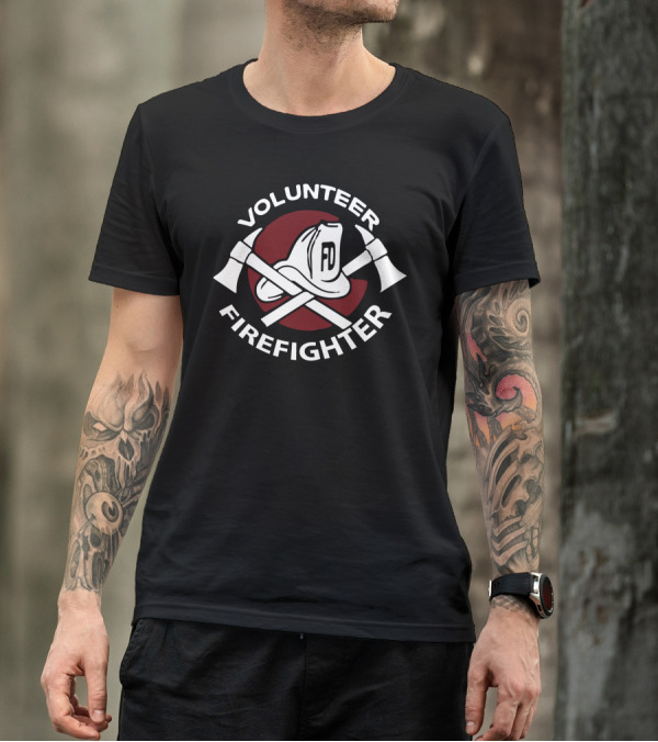 Volunteer Firefighter FD Helmet And Crossed Axes T-Shirt
