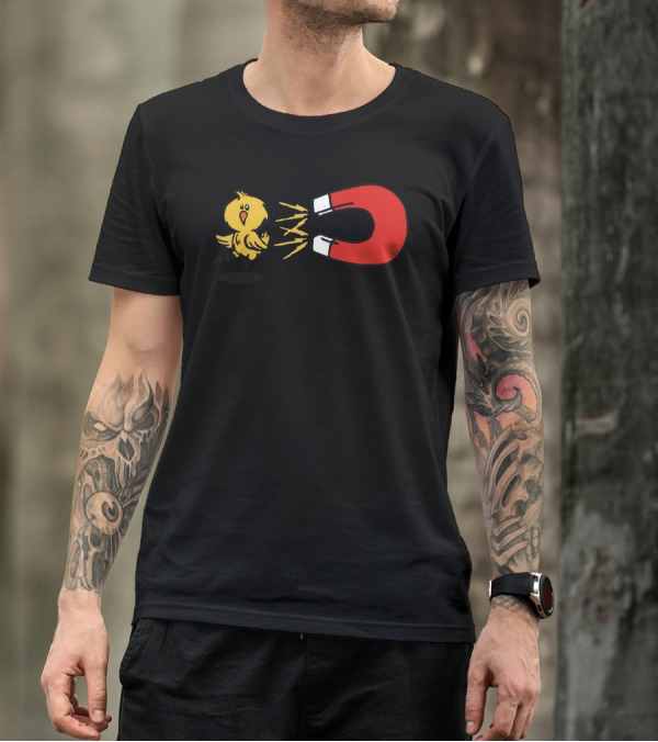 Khaki Chick Magnet Cartoon Magnetically Attracted Chick T-Shirt