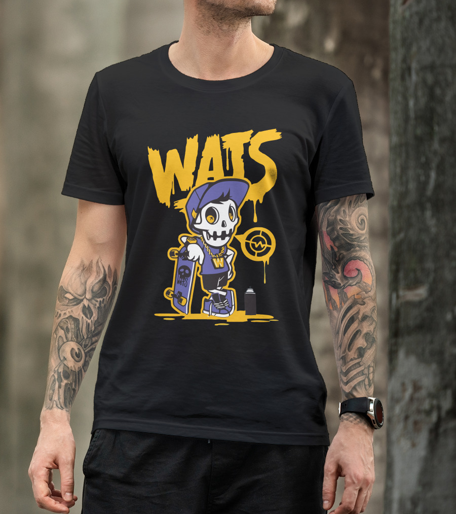 Wats Skeleton Skater With Purple Cap And Gold Chain T-Shirt