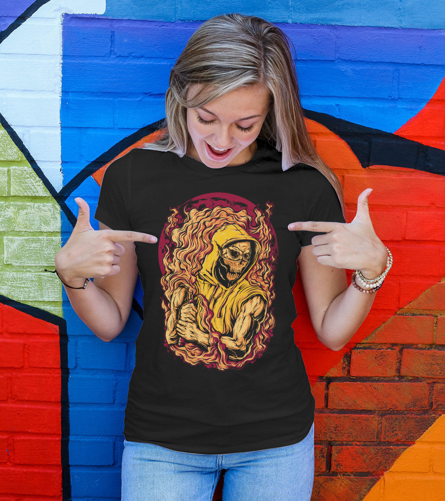 Ultras Flare Fiery Skull In Hooded Figure T-Shirt