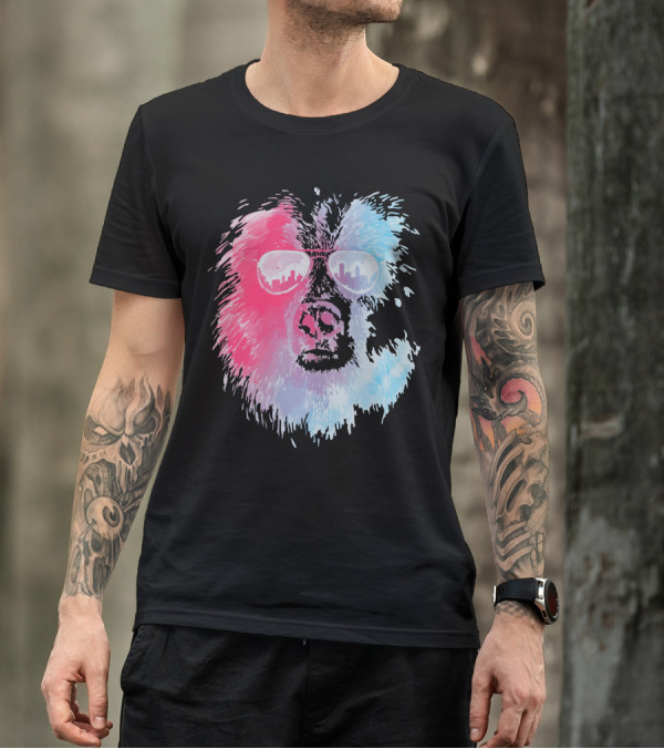 Call Of The Wild Bear With Sunglasses City Reflection T-Shirt