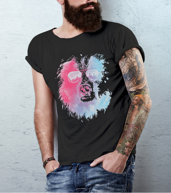 Call Of The Wild Bear With Sunglasses City Reflection T-Shirt