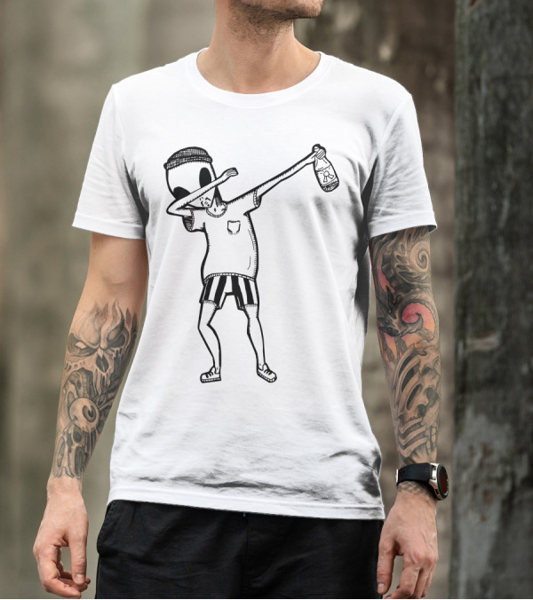 Dab Alamo Alien Dabbing With Bottle In Hand T-Shirt