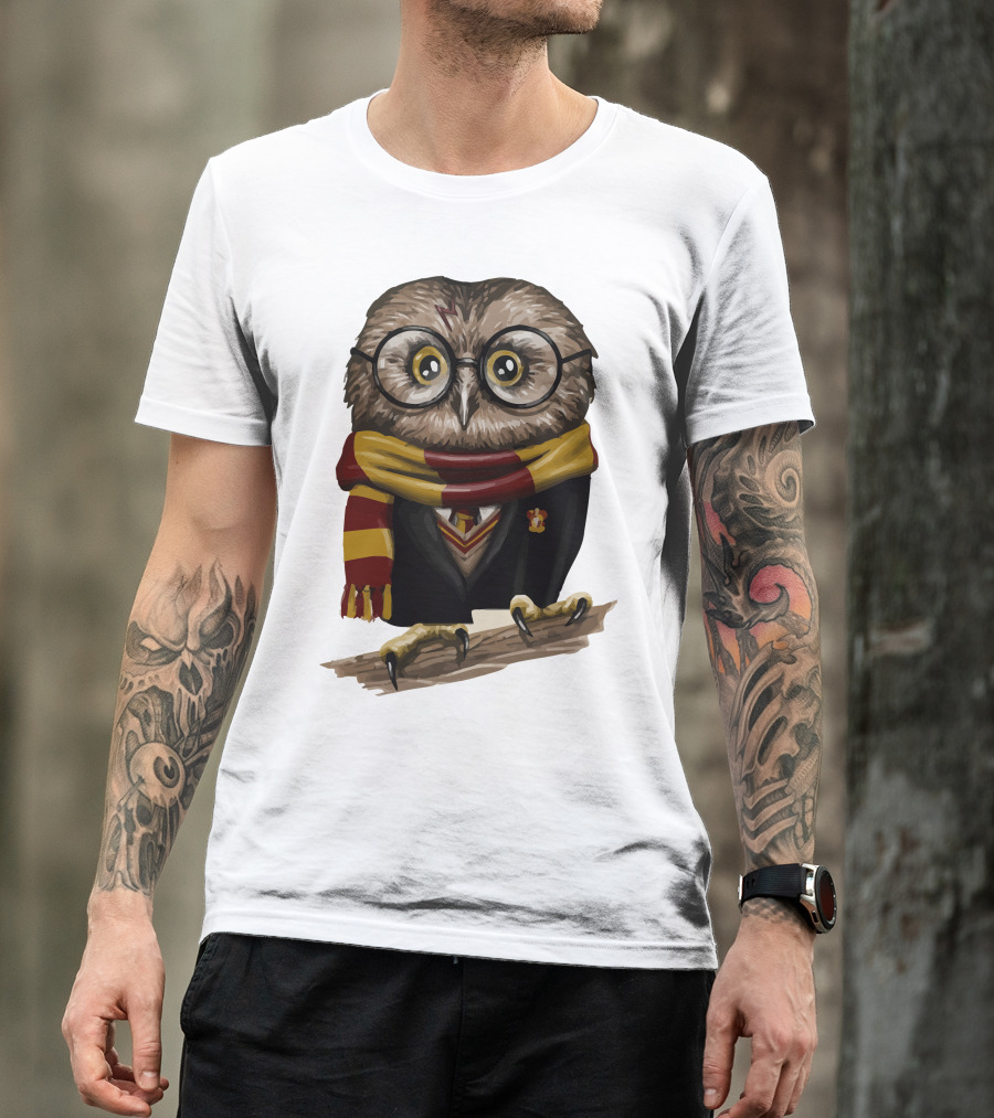 Owly Potter Gryffindor Owl With Glasses And Scarf T-Shirt