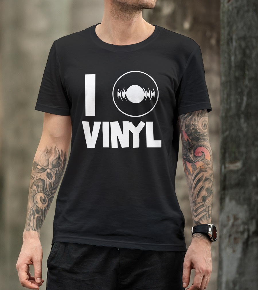 I Love Vinyl Record Enthusiast Retro Music T-Shirt