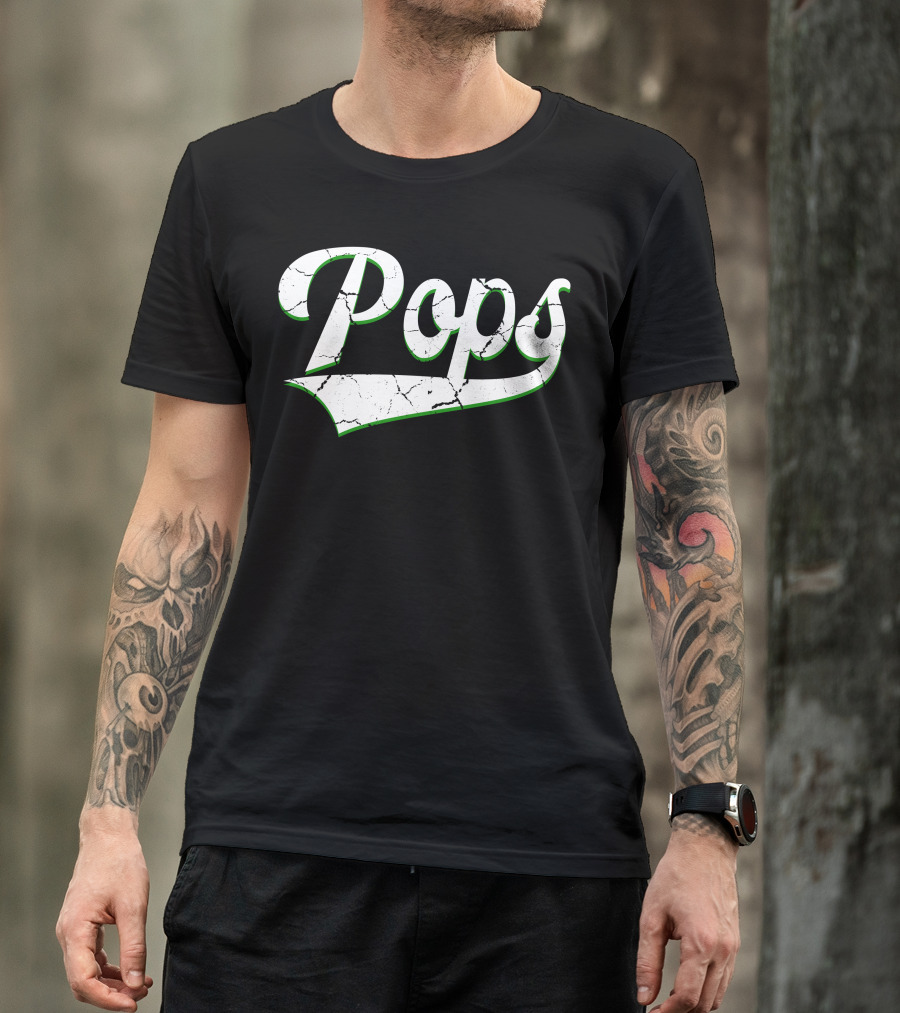 Pops Retro Distressed Vintage Style Text With Green Outline T-Shirt