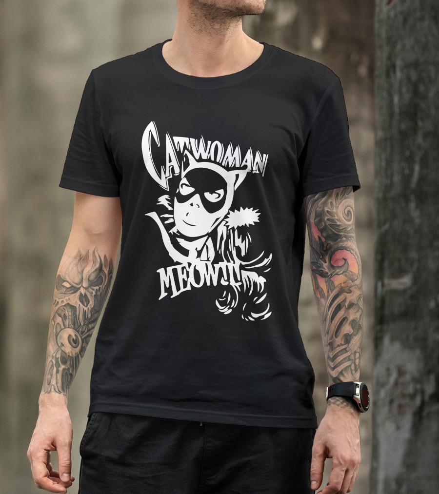 Catwoman Meow Comic Retro Mask T-Shirt
