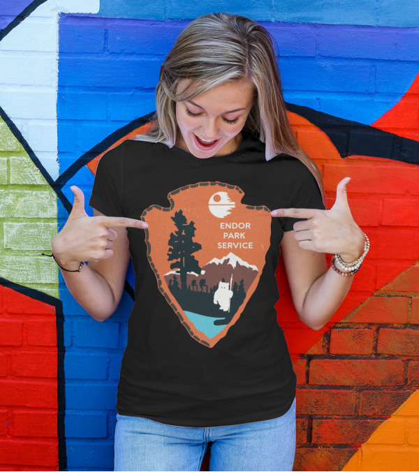 Endor Park Service Badge Ewok Silhouette Moon Scene T-Shirt