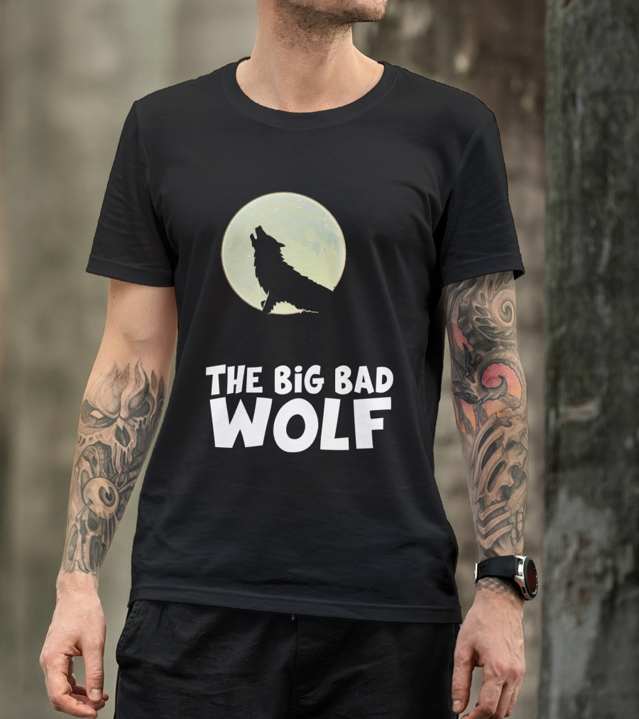 The Big Bad Wolf Howling At Moon With Flying Bat Halloween T-Shirt