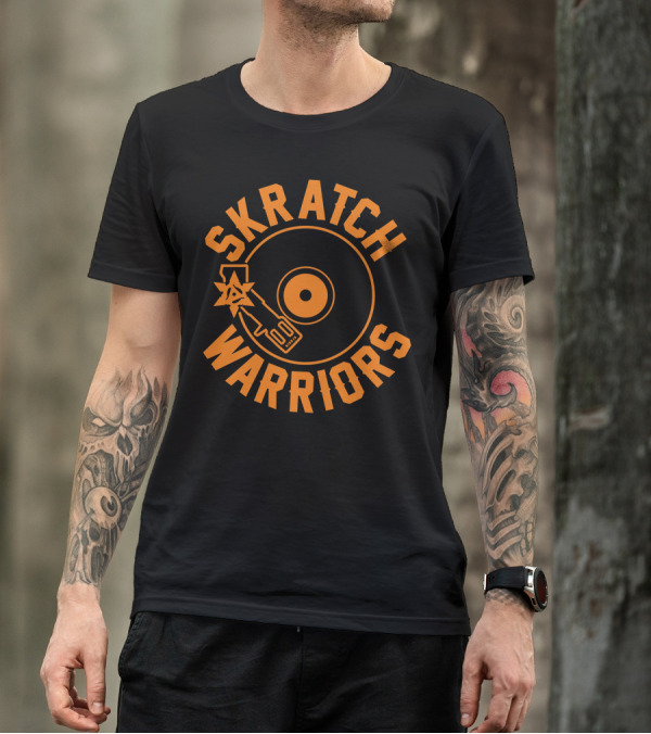 SKRATCH WARRIORS Turntable And Tonearm Star T-Shirt
