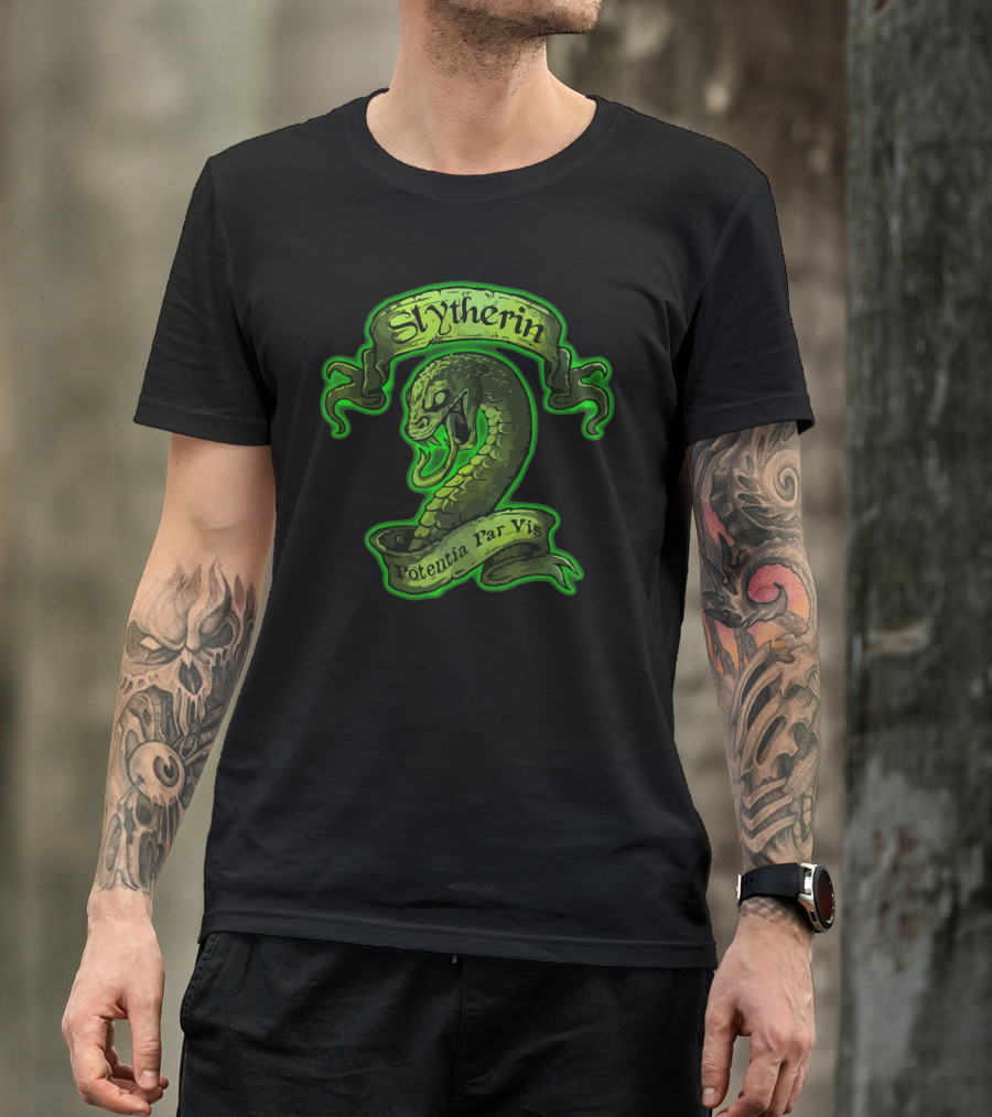 Slytherin Potentia Par Vis Dark Green Snake Emblem T-Shirt