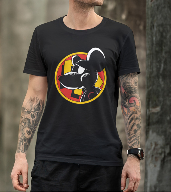 Calling Danger Mouse Classic Iconic Emblem T-Shirt